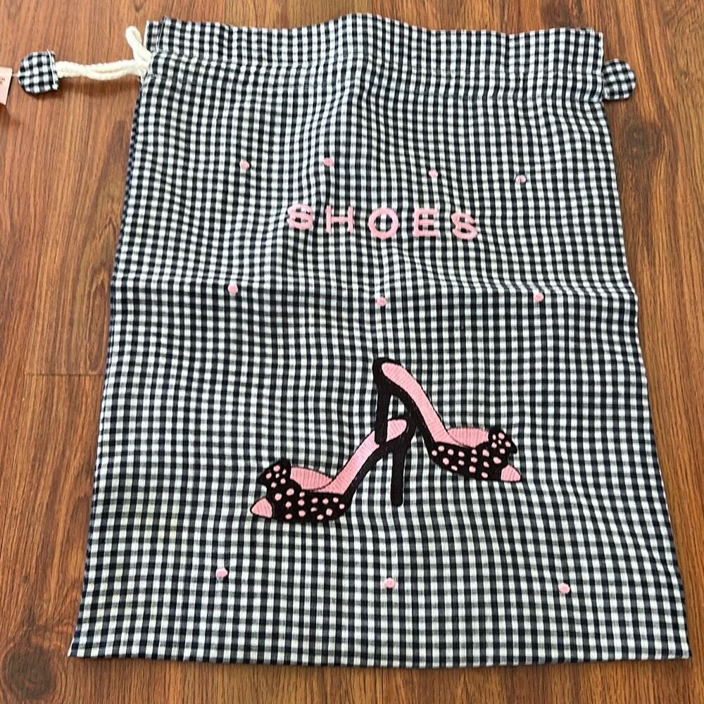New with tags βblack and white gingham shoe bag pink shoes heels black pink dust